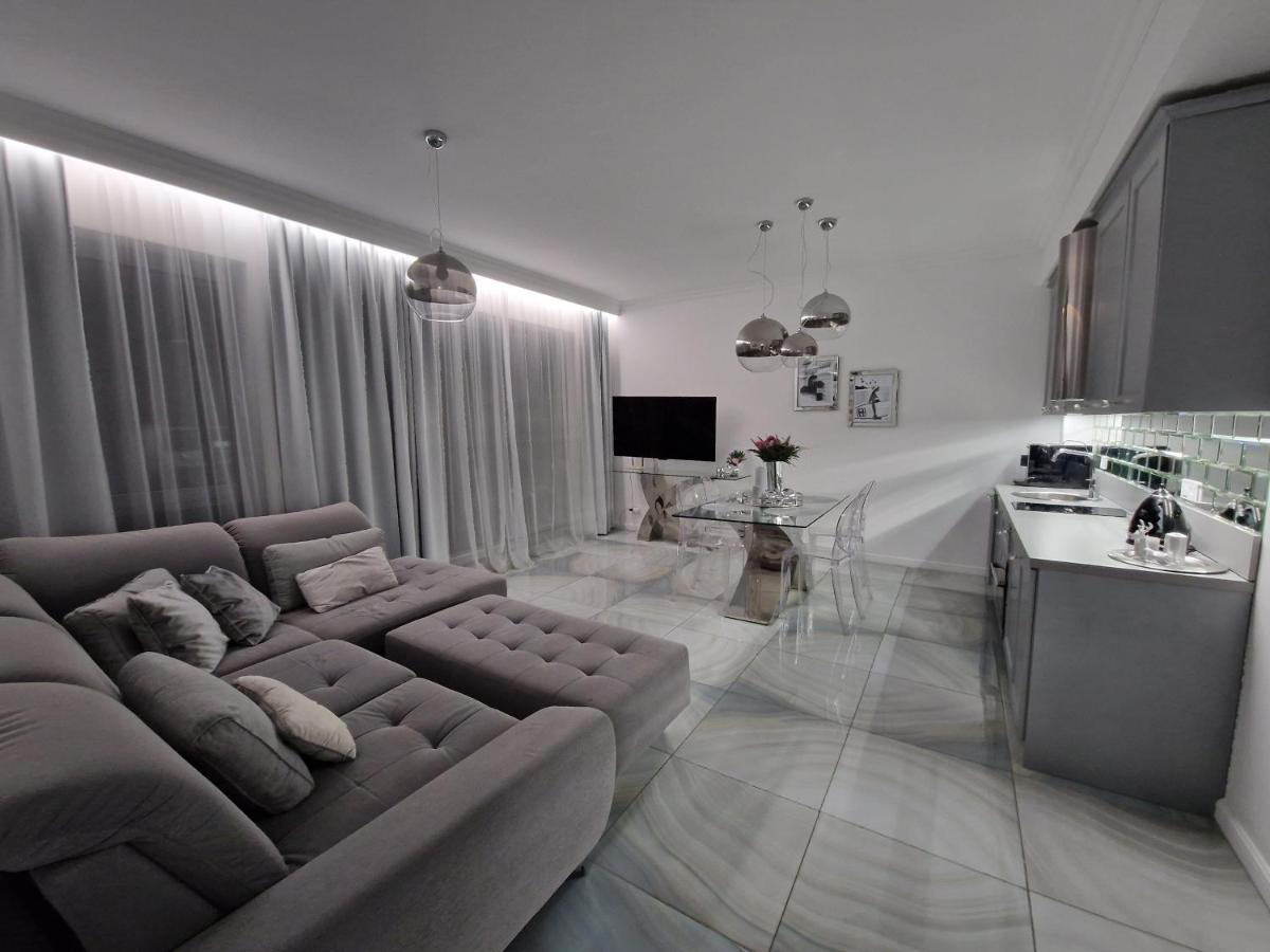 Maxim Apartment Pobierowo Buitenkant foto
